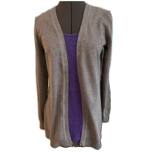 Lightweight sweater jacket size small ~worn once; EUC - Picture 2 of 5